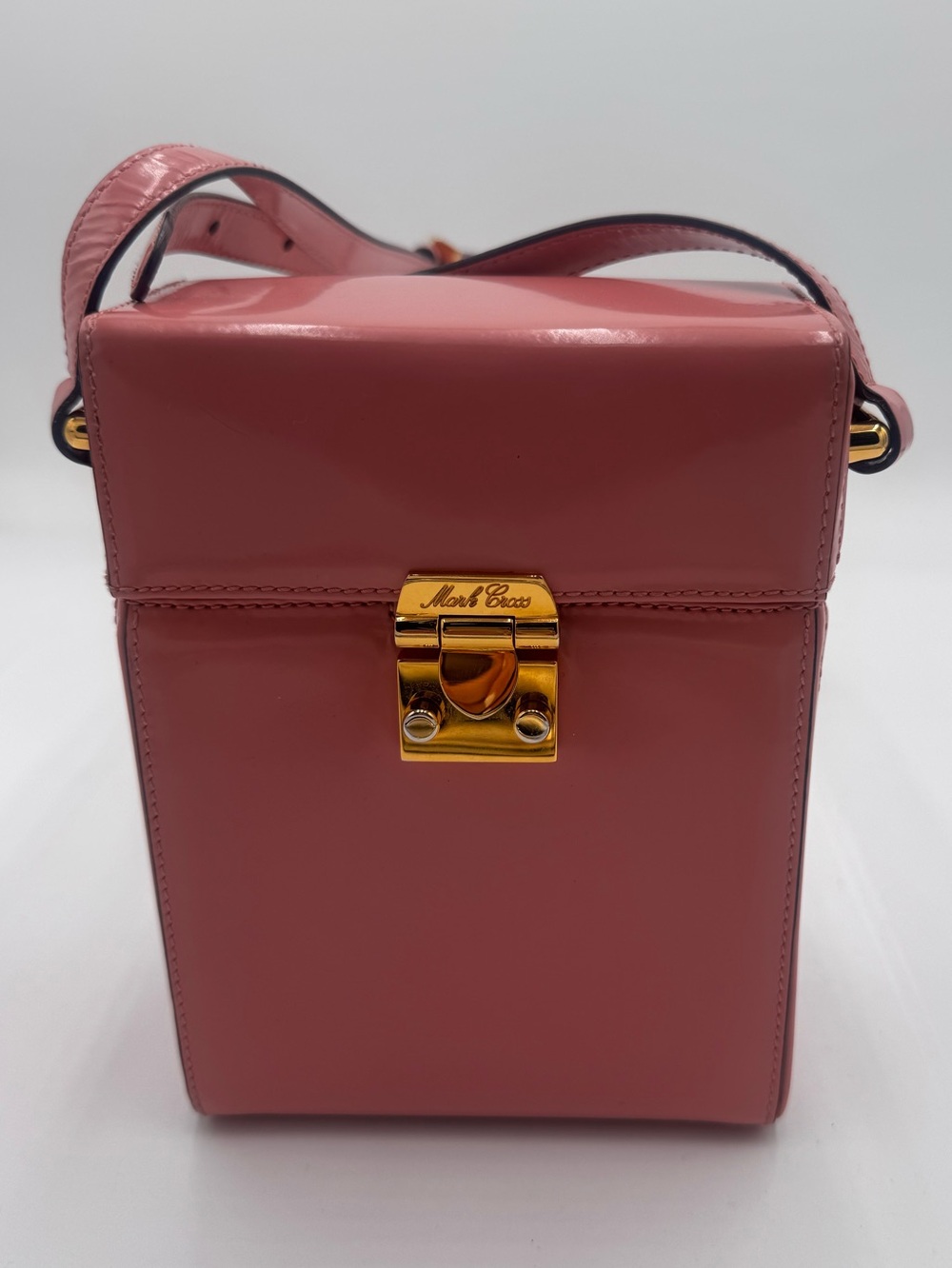 MARK CROSS PINK PATENT LEATHER TOP HAND BAG